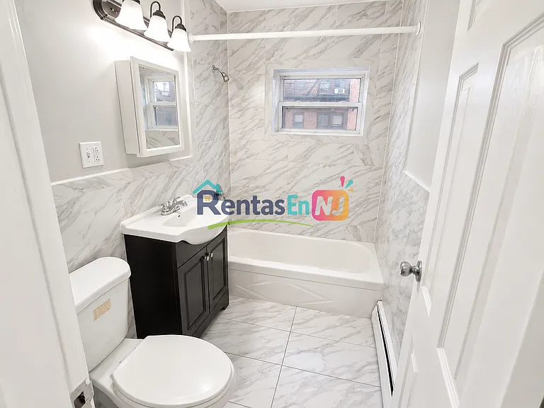 113 Lincoln Ave #7B — Photo 4