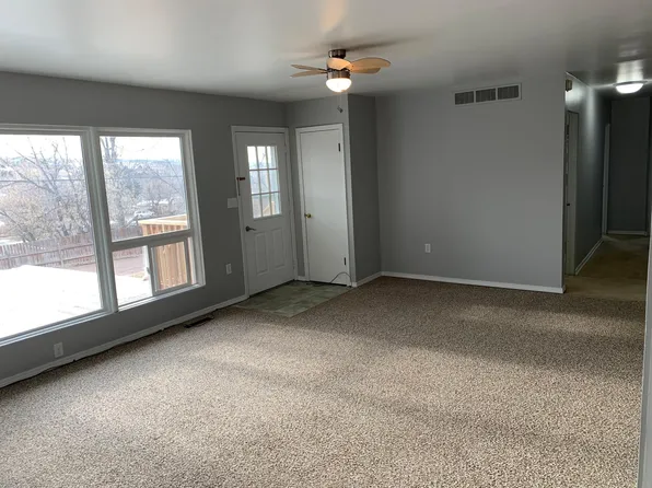 229 S 7th St, Spearfish, SD 57783