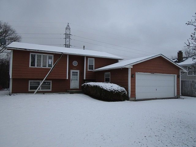 1st image of 1311 Lizabeth Ln