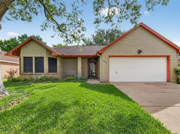 807 Forest Oaks Ln, Pearland, TX 77584