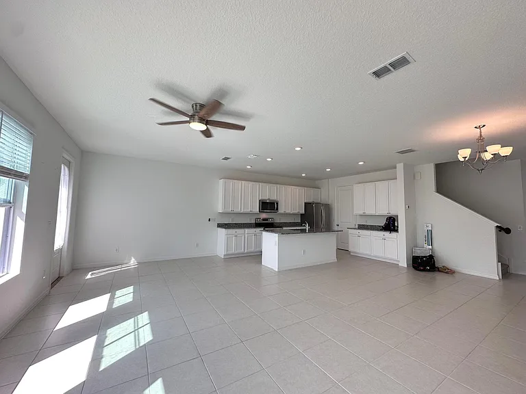 1622 Sanibel Dr — Photo 16