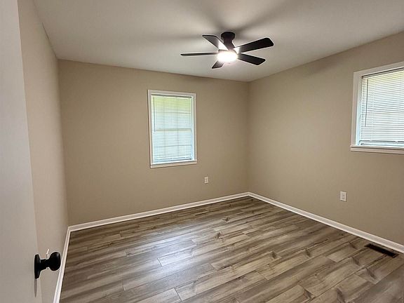 4th image of 614 Winchester Ave