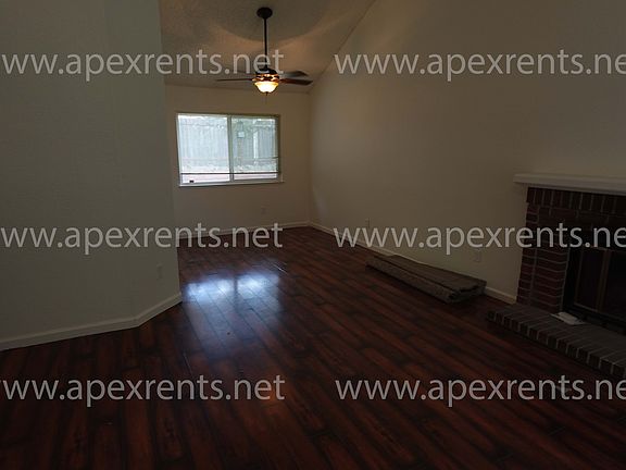 4th image of 1183 Rio Royal Way