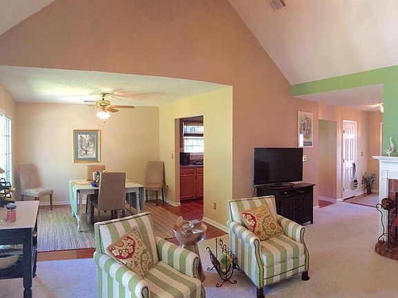 2nd image of 1016 Shinnecock Hills Ct