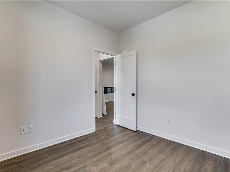 3440 E Thunder St — Photo 16