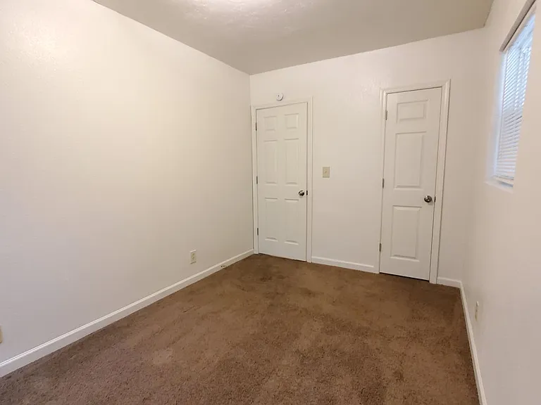 212 Grove St — Photo 13