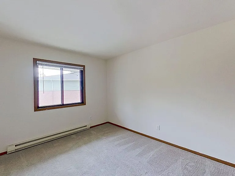 N83W13692 Fond Du Lac Ave #16 — Photo 19