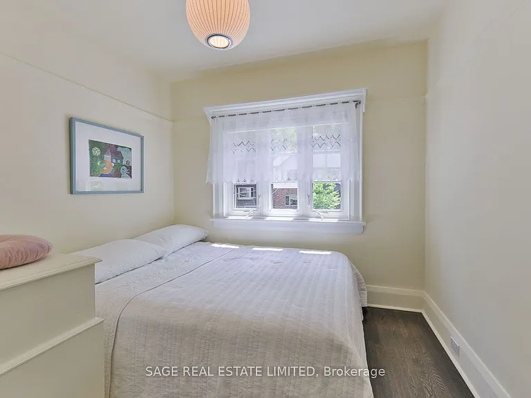 418 Glenlake Ave — Photo 19