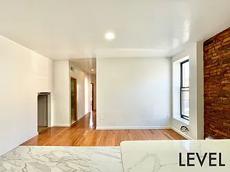 Rented by Level Group