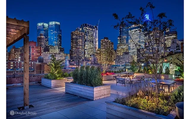 Rented by Douglas Elliman | media 23