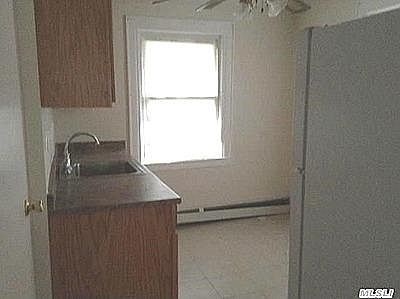 2nd image of 73 Sherman St