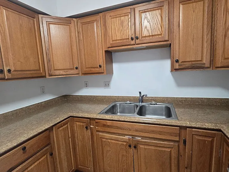 1832 Buena Vista Dr SE #A — Photo 6