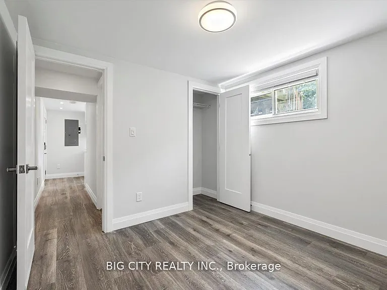 18 Wexford Blvd #2 — Photo 13