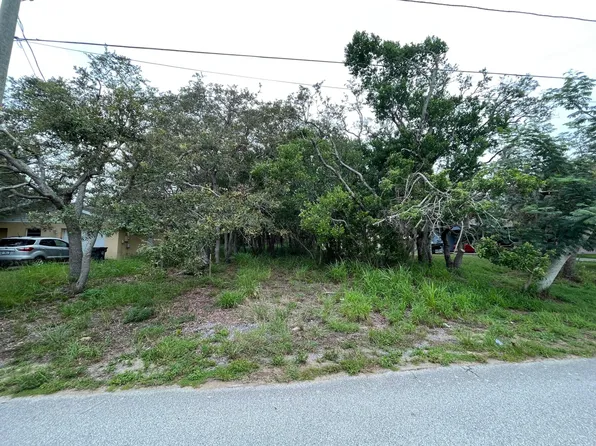 310 S Lotela Avenue, Avon Park, FL 33825