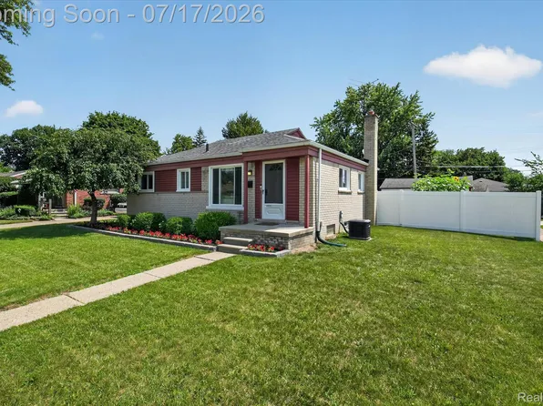 11014 Garden St, Livonia, MI 48150