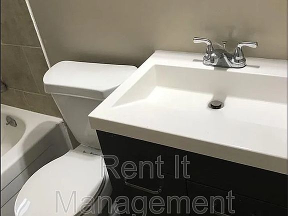 5th image of 4518 Fort St