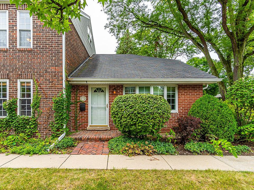 1st image of 5704 Sutton Pl Unit 5704