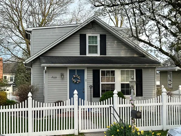 269 Lumber St, Mount Joy, PA 17552