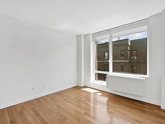 5th image of 3260 Henry Hudson Pkwy E #7M