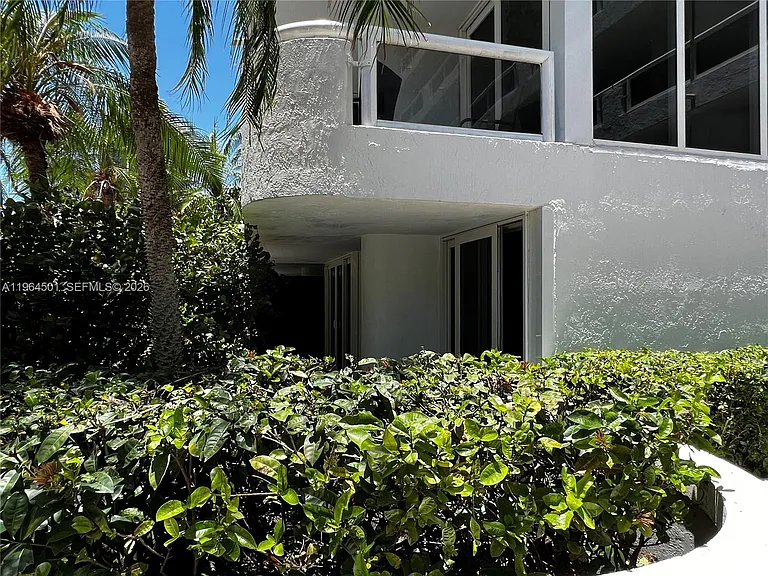 1717 N Bayshore Dr #A-1057 — Photo 17