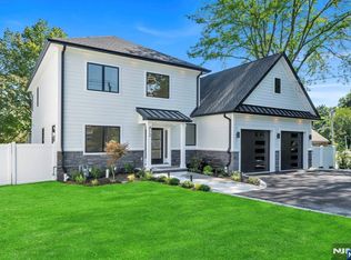 412 Tappan Rd, Northvale, NJ 07647