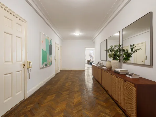 7 West 81st Street image 4 of 11