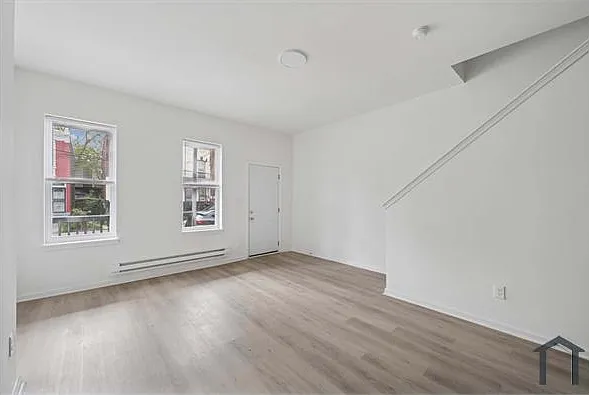 4241 Mantua Ave — Photo 6