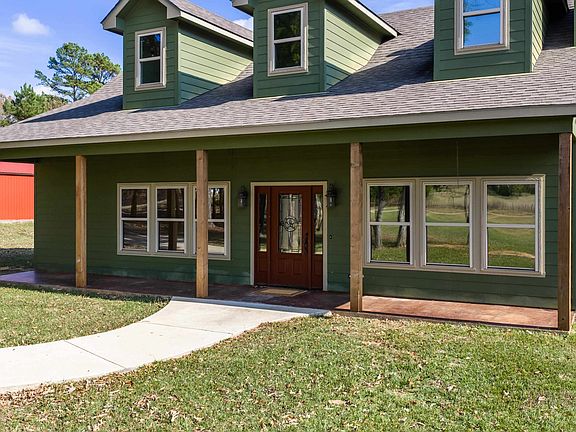 4th image of 827 County Road 3808