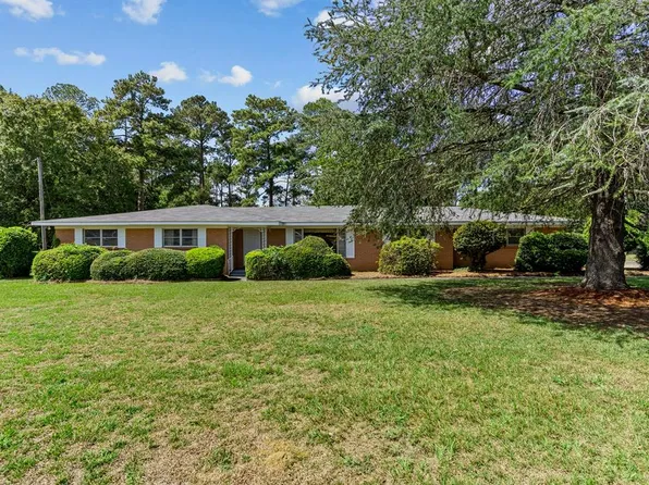 611 Girard Ave, Dothan, AL 36303