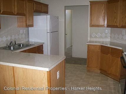 2nd image of 512 John Henry Dr