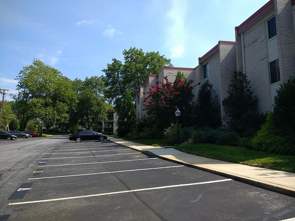 Parking Lot