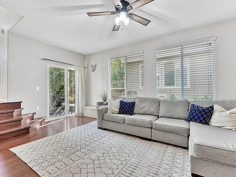 10566 Cherrybrook Cir — Photo 14