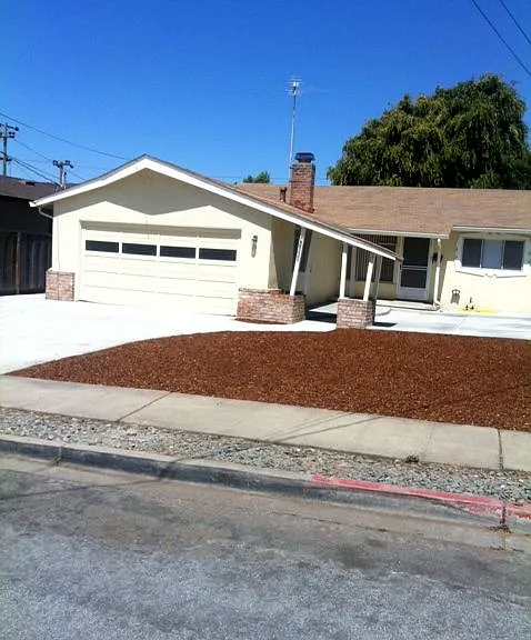 41660 Joyce Ave — Photo 1