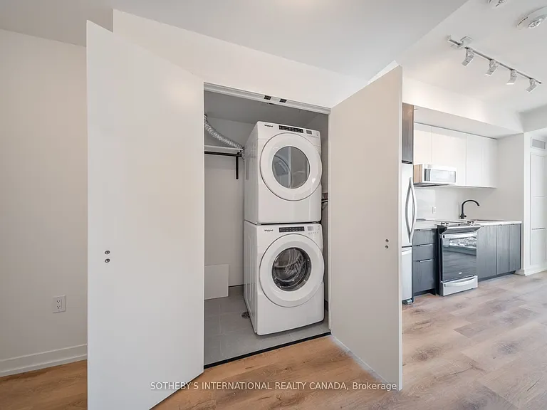 5 York Rd #703 — Photo 12