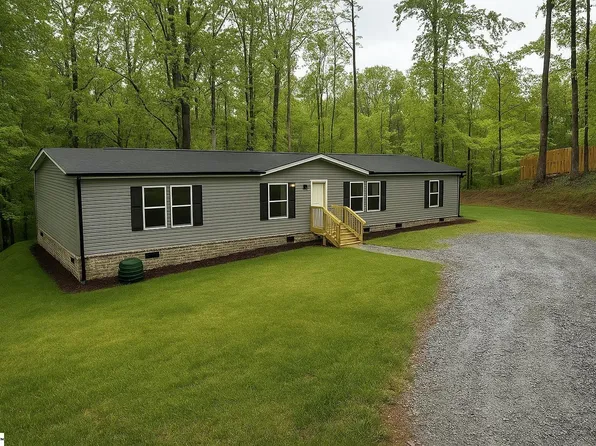 370 W Caroline St, Greenville, SC 29611