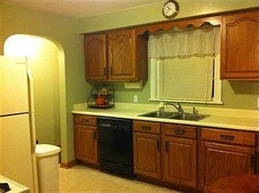 5th image of 1364 Onondago Ave