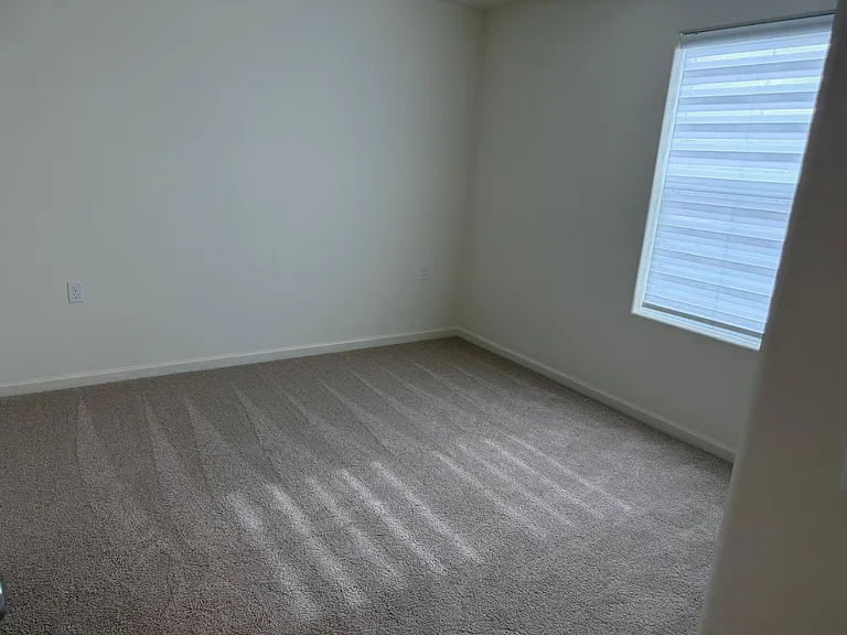 663 Skyler Ln — Photo 22