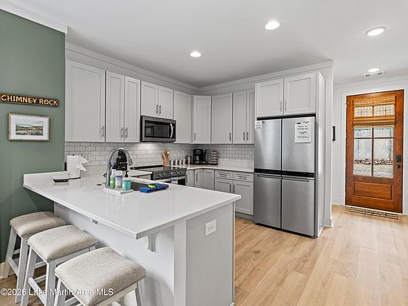 5th image of 3284 Bay Pine Rd Unit 7