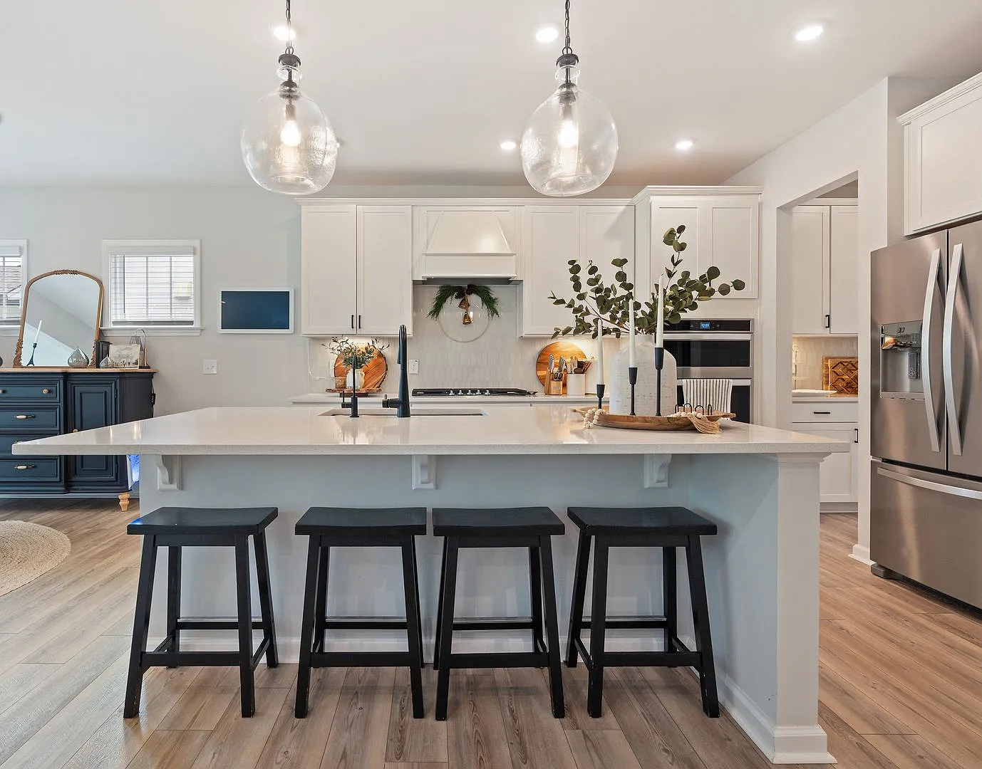 5-Bedroom Home with Deck & Scenic Views in Pittsboro — Photo 4