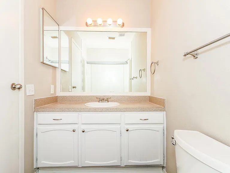 1113 Heiden Ct — Photo 14