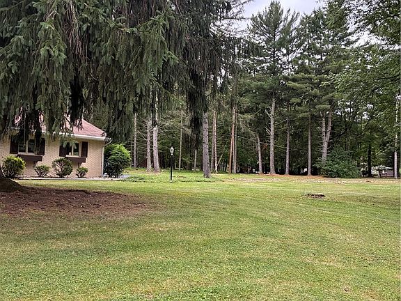 4th image of 397 Hadley Rd
