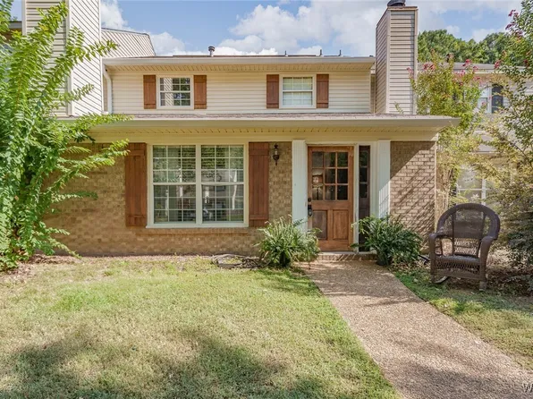 1077 Fairfax Dr, Tuscaloosa, AL 35406