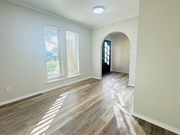 4th image of 3605 Wildewood Dr
