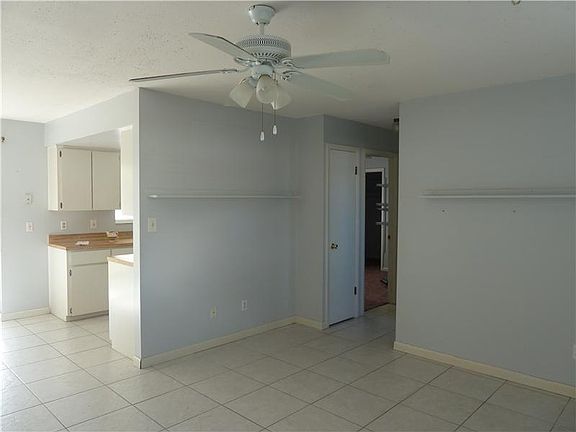5th image of 516 20th Ct