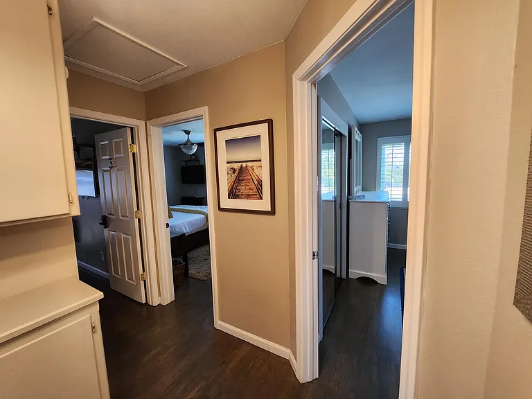4885 Frink Ave — Photo 21
