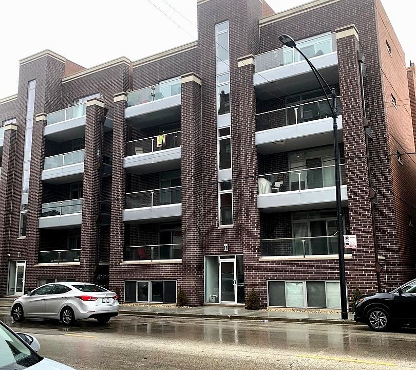1st image of 2707 W Belmont Ave Unit 2E