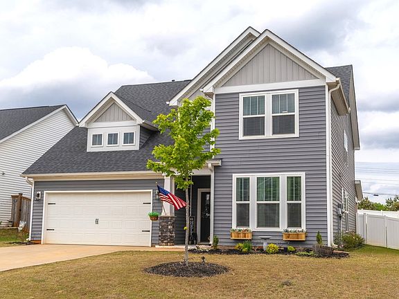 2nd image of 836 Redmill Ln