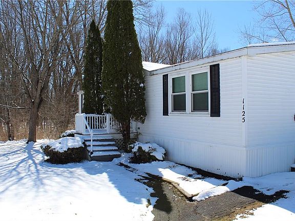 2nd image of 1125 Cloister Ct