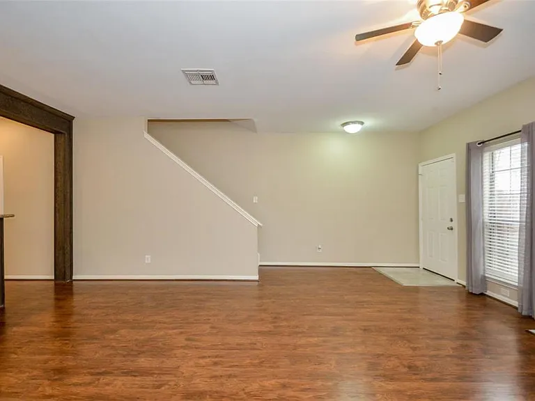 8075 El Mundo St #8075 — Photo 6
