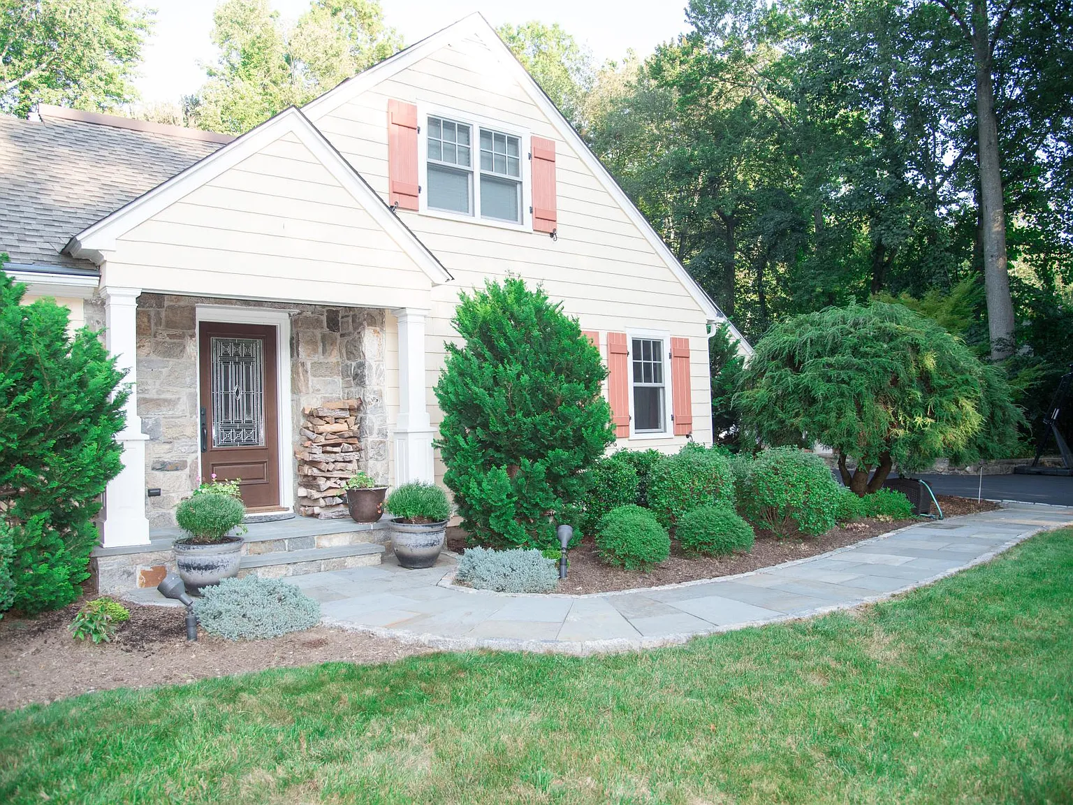 198 Wolfpit Avenue — Photo 3
